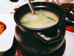 鸭架煲汤-董鲁烤鸭(建和街店)