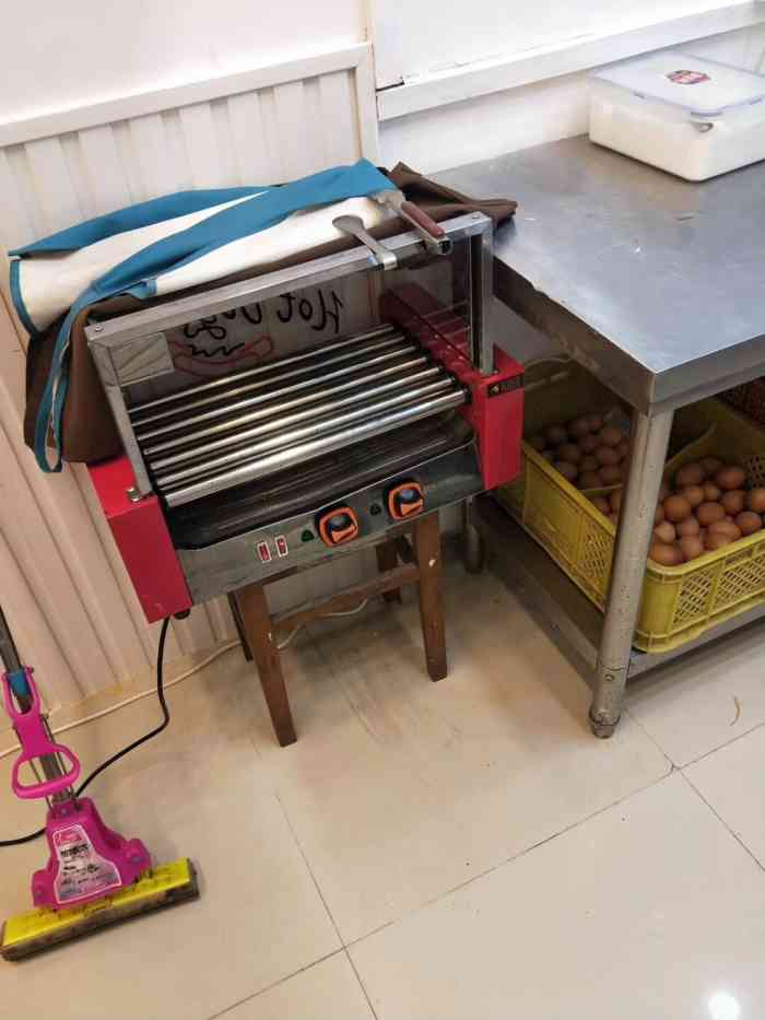 大连工业大学第一食堂-"小伙伴来这里考试,中午带她来体验一下食堂.