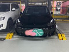 -环球港-停车场