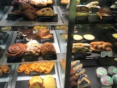 -星巴克(香港国际机场44号闸店)