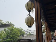 -吴越荣记苏州菜·松鼠桂鱼100%活鱼现做(斜塘老街店)