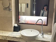 -上海龙之梦万丽酒店