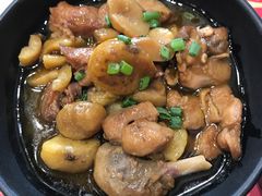 -老娘舅餐厅(黄龙体育中心店)