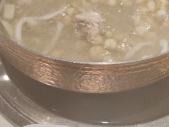-洪氏嗨捞·广东猪肚鸡·椰子鸡火锅(西咸万象城店)