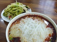 -王二妹夫妻肥肠粉