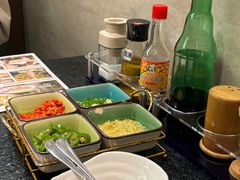 -得意咚瓜·顺德鱼生·冬瓜火锅(深圳首店)