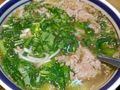 -云阿蛮云南生烫牛肉米线(奉贤路店)