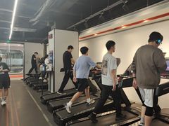 -乐刻运动健身(同曦假日百货店)