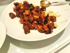 黑蒜浇汁牛肋肉-Yan Ting 宴庭中餐厅(上海静安瑞吉酒店)