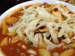 大盘鸡-伊清斋牛肉面(华佗路店)