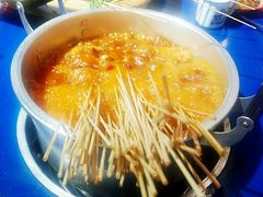 -马路边边麻辣烫联盟路店