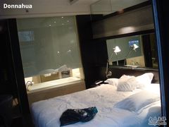 很舒服的大床-杭州西湖桔子水晶酒店