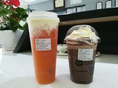 西柚芝士茉香茶-瑞幸咖啡(汇日央扩国际广场店)