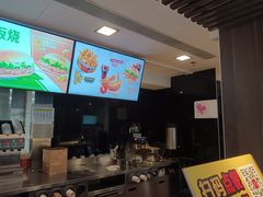 -麦当劳(丽江玉河广场店)