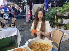 -刘姐啤酒鱼民族演艺餐厅(西街总店)
