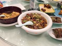 -五谷芳乳鸽王(海景店)