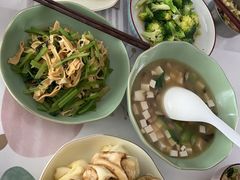 -懒熊月嫂(张家港店)