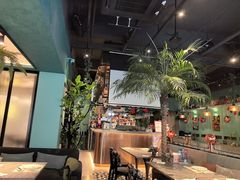-SHADOWS•Bistro&Eatery(安福路店)