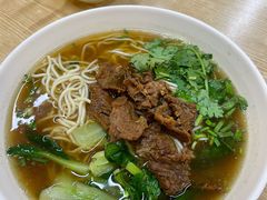 招牌小马牛肉面-小马牛肉面·牛骨熬制(南京博物院店)