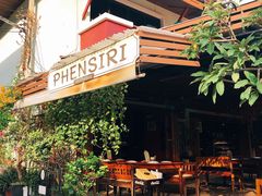-Phensiri Thai Restaurant