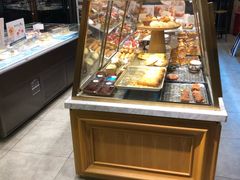 面包甜点陈列柜-多乐之日(西苑龙湖店)