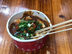 -罗家臭豆腐(百大商贸城小吃街店)