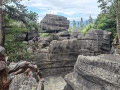 -梭布垭石林景区