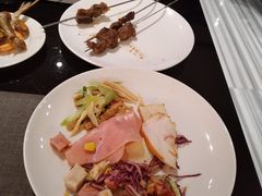 -唐拉雅秀酒店-西锦汇空中BBQ·思创餐厅