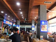 大堂-鹏城人家海鲜酒家·23年老字号(较场尾店)