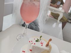 -共舞时光猫咖·狗咖(新街口店)