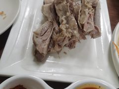 -贯贯吉·清真餐厅(浙江中路店)