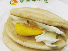 烧饼夹鸡蛋-护国寺小吃(和平西街店)