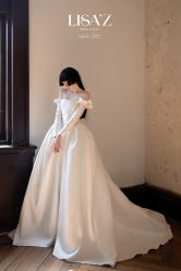 -Renee芮亦婚纱(原丽莎)
