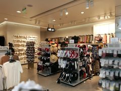 -H&M(天一广场店)