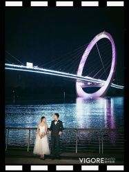 -雪中彩影婚纱摄影·微光艺术中心