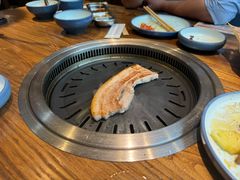 -明洞阿姨·韩式酱蟹烤肉·创意料理(三元桥店)