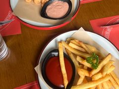 -大快乐秘密花园餐厅(临港新天地店)