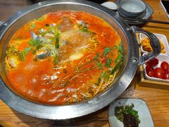 -老凯俚酸汤鱼(鸿通城店)