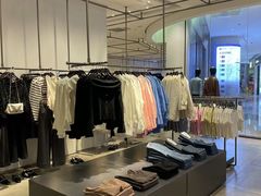 -URBAN REVIVO(富力海珠城店)