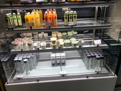零售区-OUR Bakery(三里屯太古里店)