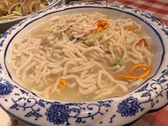 鸡汤手工鱼面-龙桥私厨·姜花菊花过桥鱼·顺德菜(容桂店)