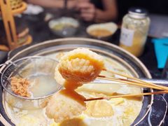-小椒娘撒椒鱼火锅(三八广场店)