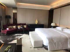 -广州天河希尔顿酒店