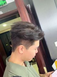 -藤野造型烫发染发