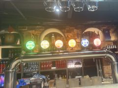 -麦凯伦烧烤·精酿超级工厂店(金桥总店)