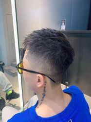 点击看大图 -不迫先生专业男士剪发