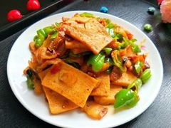 盐爆肉丝千页豆腐-金三可市井水煮鱼(金碧园店)