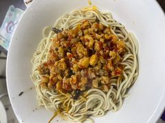 葱油拌面加辣肉-小桃园餐厅