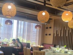 -嫩芽 ·地道重庆菜(十八梯露台夜景店)