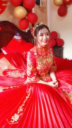-莫小姐婚纱
